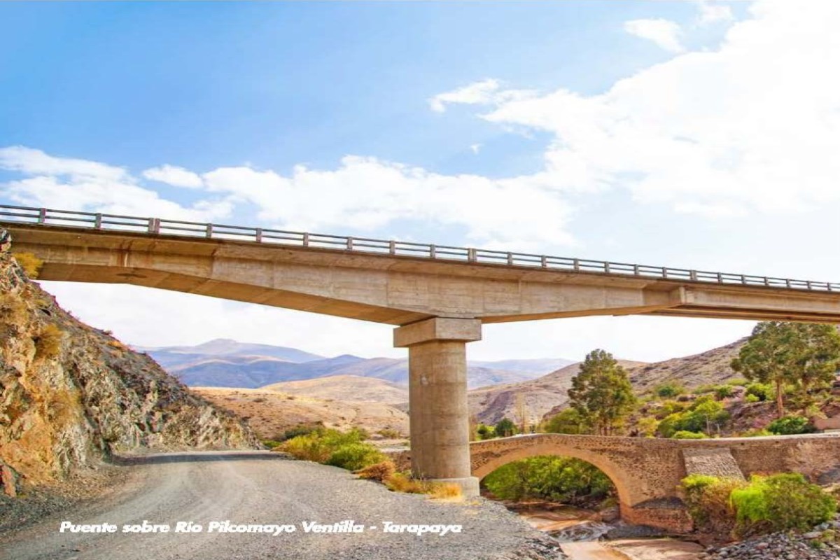 Puente sobre Rio Pilcomayo Ventilla - Tapaya
